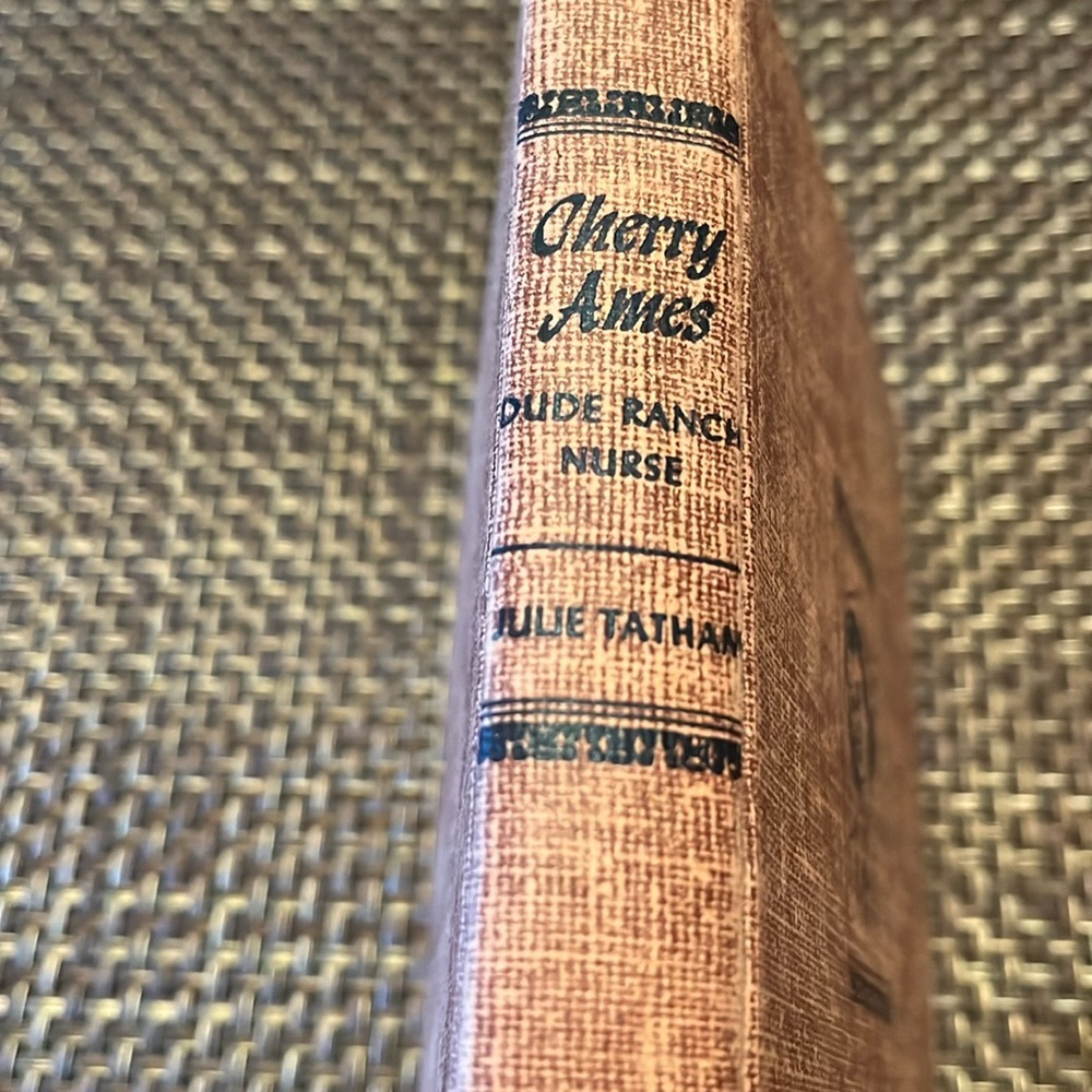 Book - Cherry Ames Dude Ranch Nurse